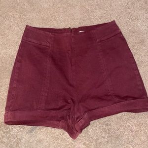 HIGH WAISTED SHORTS